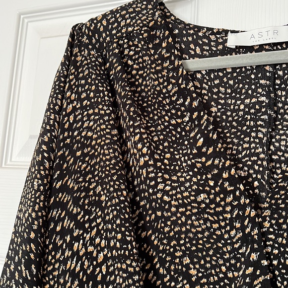 ASTR the label leopard print bodysuit size L - Picture 3 of 6